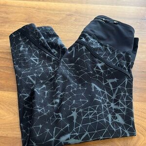 Lululemon cropped leggings